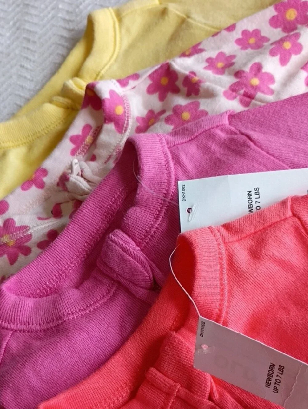 4 Piece Set Floral, Coral, Yellow, And Pink Old Navy